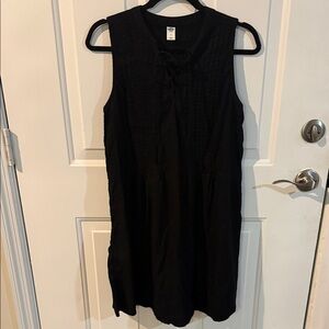 Old navy Black Sleeveless swing Dress with lace up detail on front cute